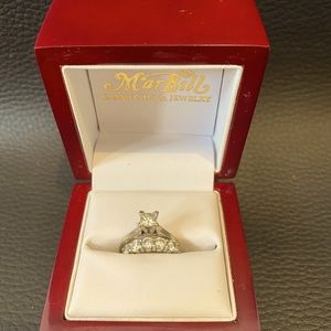 3/4 carrot diamond engagement ring with 1 carrot ( total) wedding band.